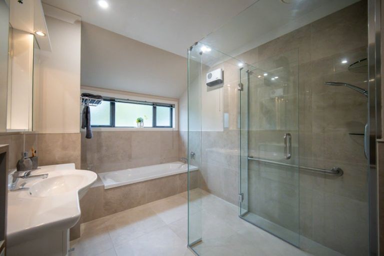 Photo of property in 16 Park Drive, Richmond, 7020