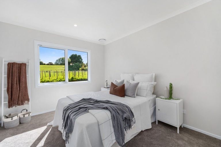 Photo of property in 30 Henderson Street, Kimbolton, 4774