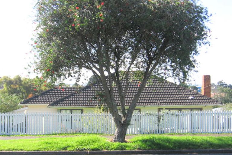 Photo of property in 2/25 Christmas Road, Manurewa, Auckland, 2102