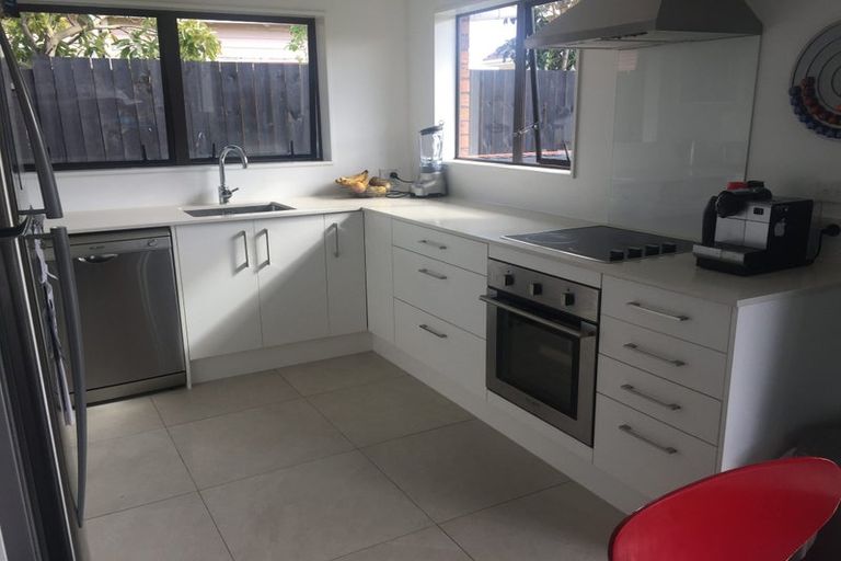 Photo of property in 61a Moa Road, Point Chevalier, Auckland, 1022