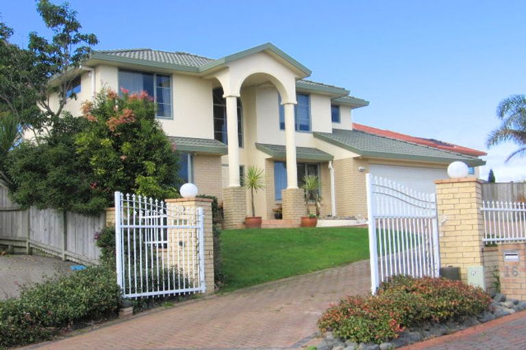 Photo of property in 12 Hinckley Court, Dannemora, Auckland, 2016