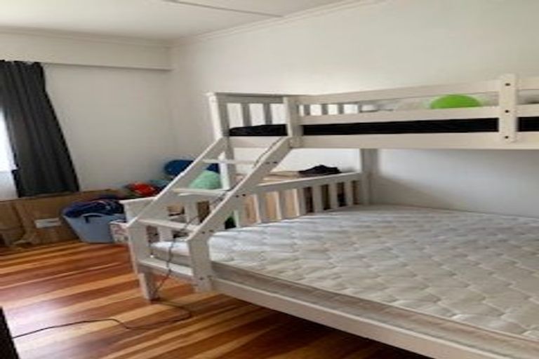 Photo of property in 60 Tremewan Street, Tawa, Wellington, 5028