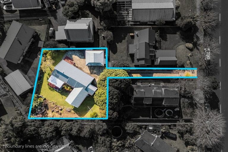 Photo of property in 77 Carnoustie Drive, Wattle Downs, Auckland, 2103