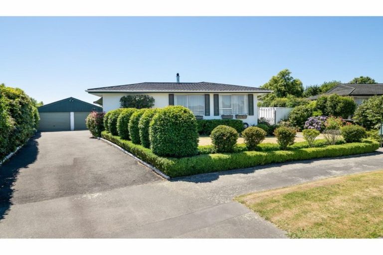 Photo of property in 20 Bidwell Place, Hillmorton, Christchurch, 8025