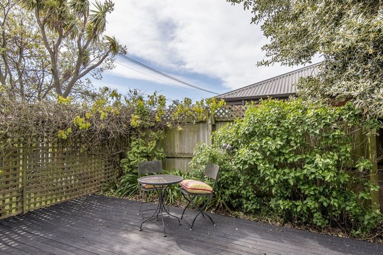 Photo of property in 1/104 Bassett Street, Burwood, Christchurch, 8083