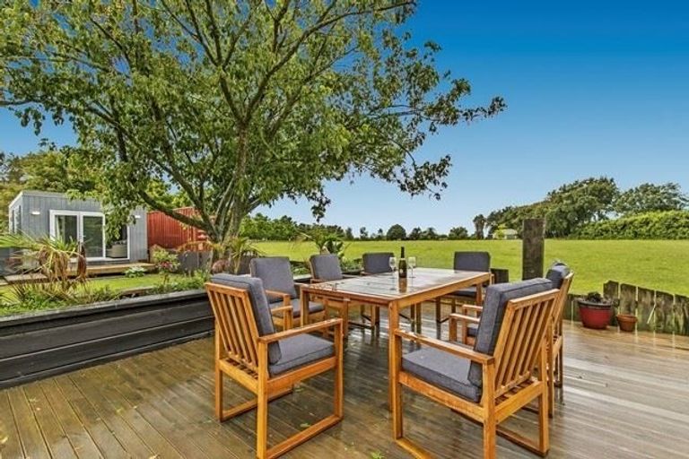 Photo of property in 231 Karaka Nth Road, Karaka, Papakura, 2580