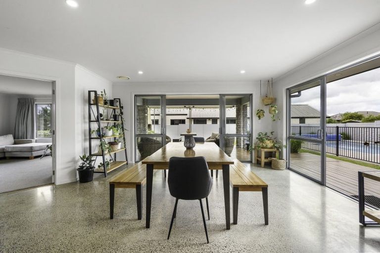 Photo of property in 6 Moemoea Place, Cambridge, 3434