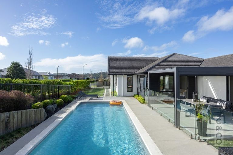 Photo of property in 19 Pohutukawa Parade, Riverhead, 0820