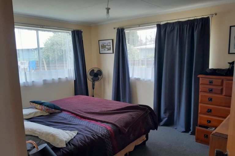 Photo of property in 9 Cypress Grove, Paraparaumu, 5032