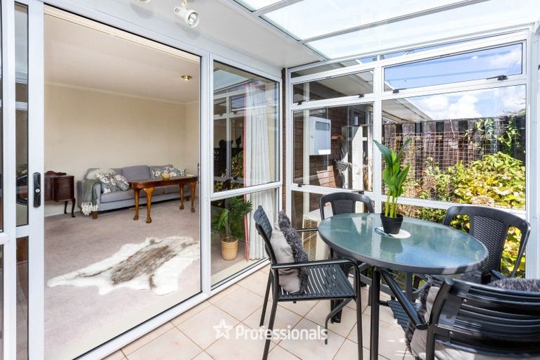 Photo of property in 1/4 Comeskey Grove, Elderslea, Upper Hutt, 5018