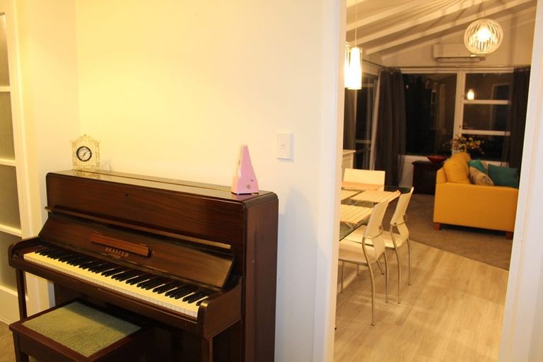 Photo of property in 13 Parkdale Place, Glenview, Hamilton, 3206