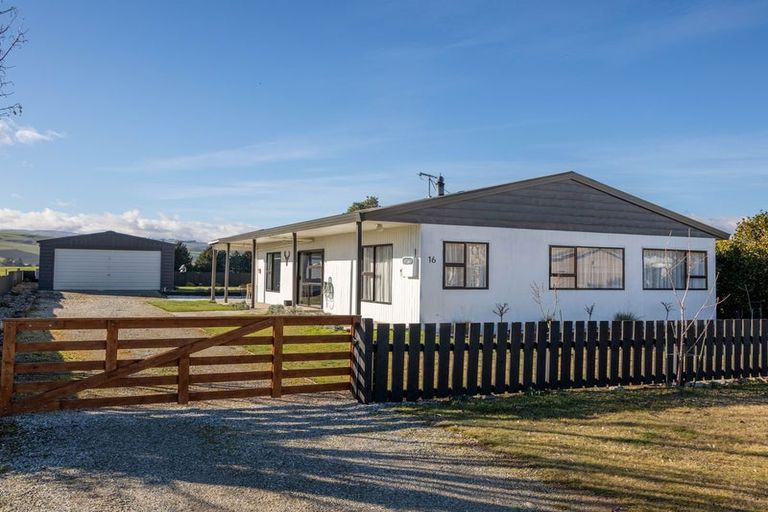 Photo of property in 16 Marsh Road, Ettrick, Roxburgh, 9572