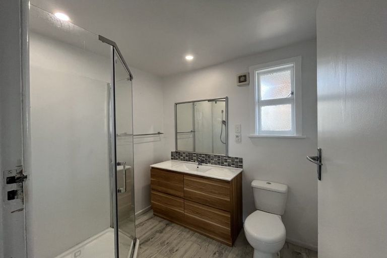 Photo of property in 181 Palmers Road, New Brighton, Christchurch, 8083