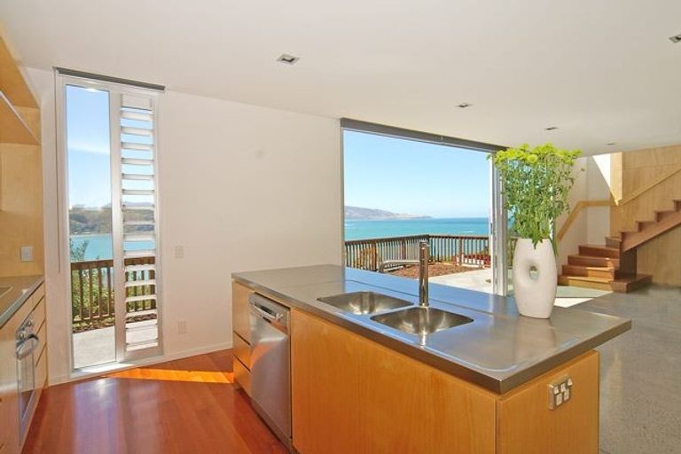 Photo of property in 77b View Road, Houghton Bay, Wellington, 6023