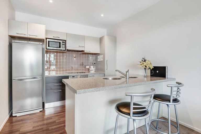 Photo of property in 507/11 Tamariki Avenue, Kelston, Auckland, 0602