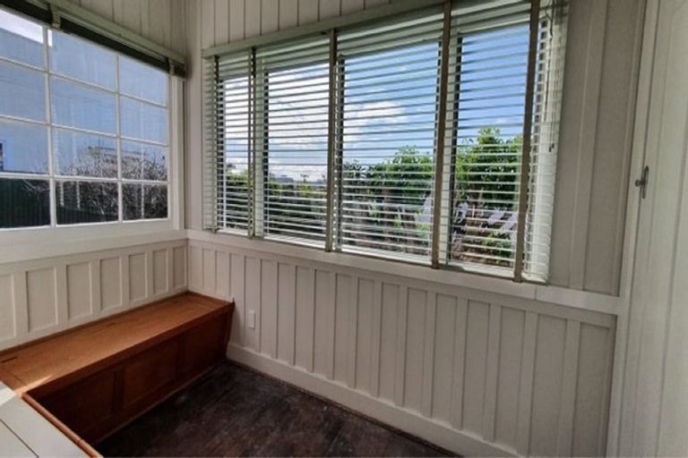 Photo of property in 32 Guyton Street, Whanganui, 4500