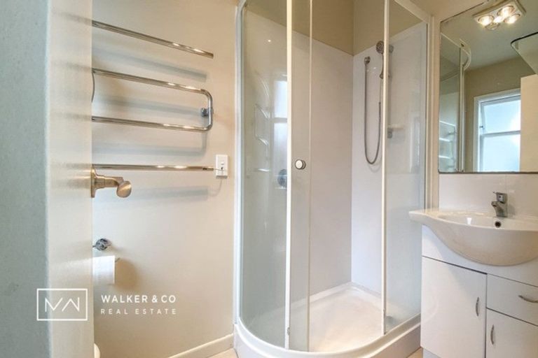 Photo of property in 3/110 Martin Street, Wallaceville, Upper Hutt, 5018