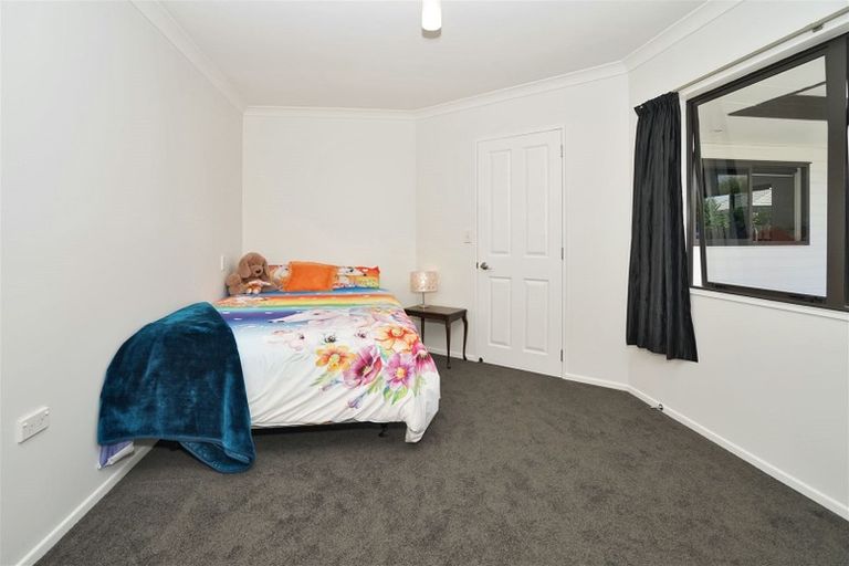 Photo of property in 25 Hastings Place, Hamilton Lake, Hamilton, 3204