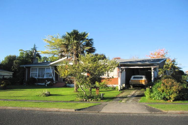 Photo of property in 63 Aotea Crescent, Tokoroa, 3420