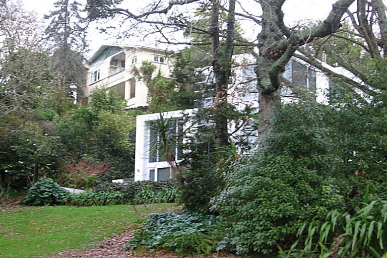 Photo of property in 1 Hamilton Parade, Hamilton Central, Hamilton, 3204