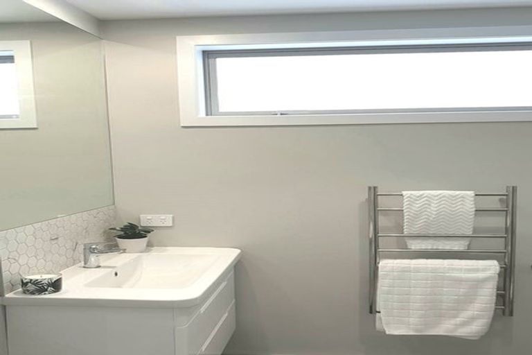 Photo of property in 7a Chamberlain Road, Karori, Wellington, 6012