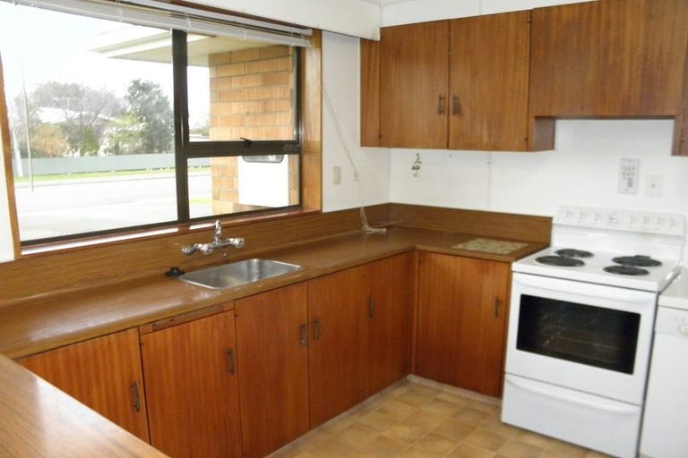 Photo of property in 84 Mackenzie Street, Winton, 9720