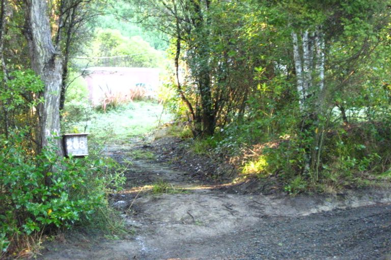 Photo of property in 206 Doctors Point Road, Waitati, 9085