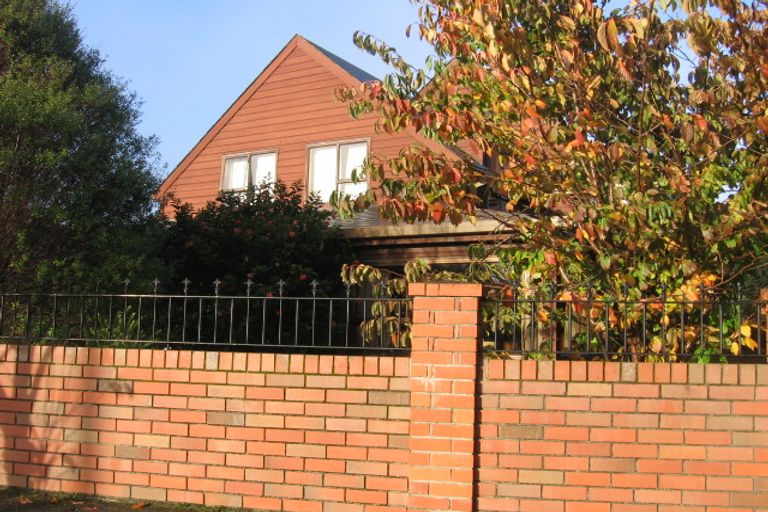 Photo of property in 200 Waterloo Road, Hutt Central, Lower Hutt, 5011