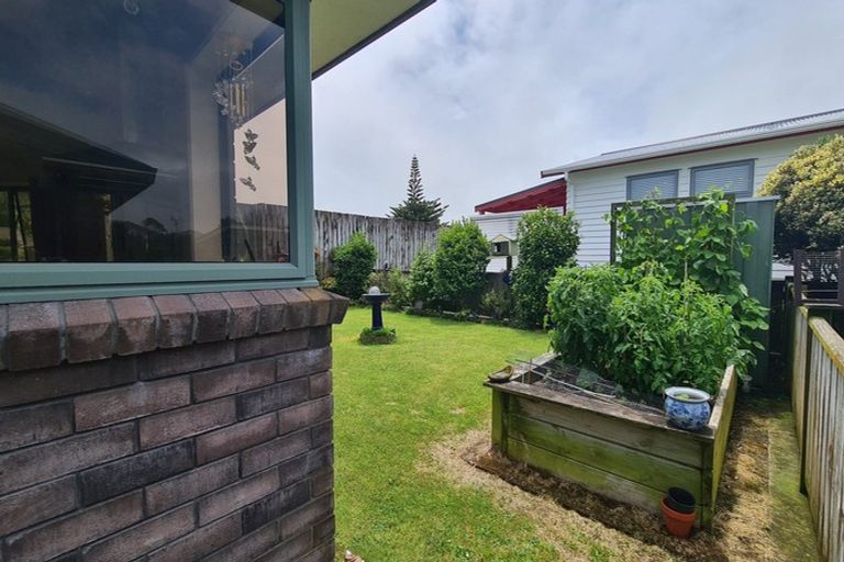 Photo of property in 13a Tasman Street, Opunake, 4616