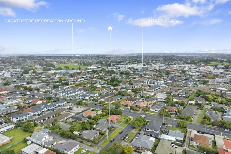 Photo of property in 2/1 Hamilton Road, Papatoetoe, Auckland, 2025