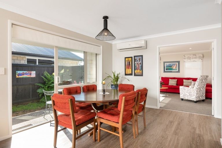 Photo of property in 9 Te Kio Crescent, Papamoa Beach, Papamoa, 3118