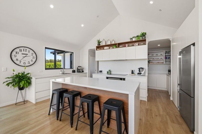 Photo of property in 32 Hardings Road, Riverlands, Blenheim, 7274