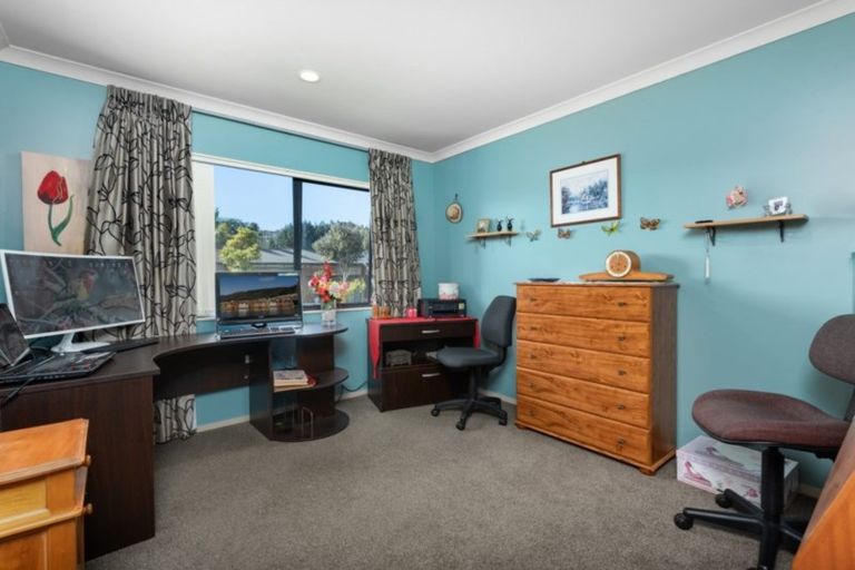 Photo of property in 5 Lisa Place, Brookfield, Tauranga, 3110