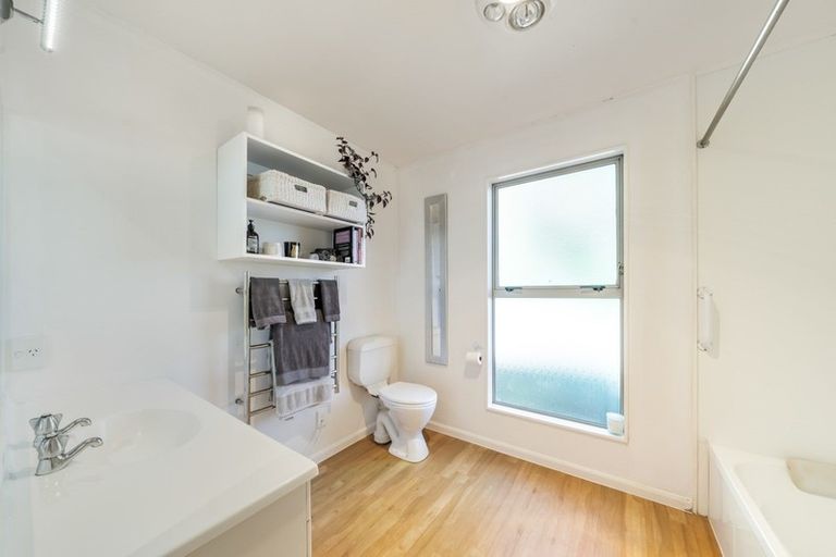 Photo of property in 87a Volga Street, Island Bay, Wellington, 6023