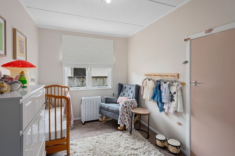 Photo of property in 18 Titoki Road, Raumati Beach, Paraparaumu, 5032