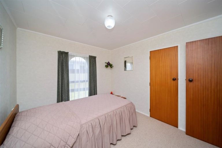 Photo of property in 5 Manuka Place, Hawera, 4610