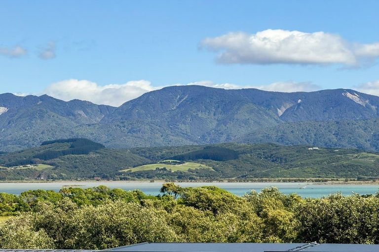 Photo of property in 95 Lake Ferry Road, Lake Ferry, Featherston, 5772