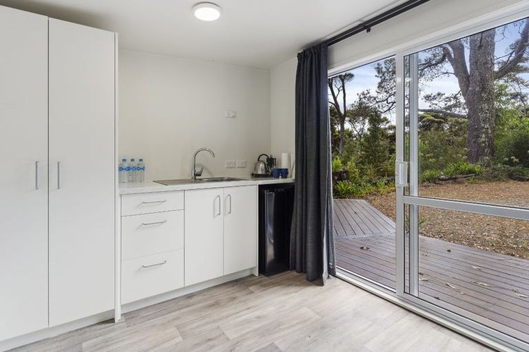Photo of property in 54 Crows Road, Swanson, Auckland, 0614
