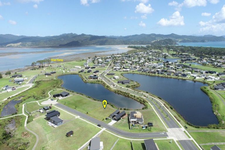 Photo of property in 106 Takapu Close, Matarangi, 3592