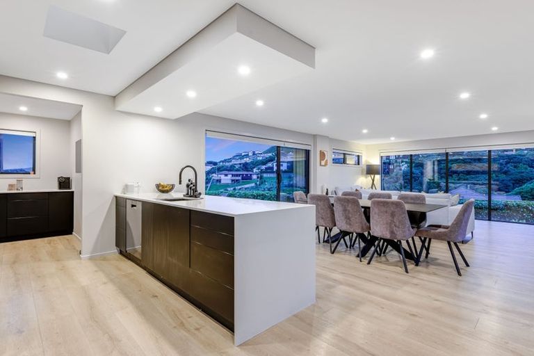 Photo of property in 23 Banks Boulevard, Whitby, Porirua, 5024