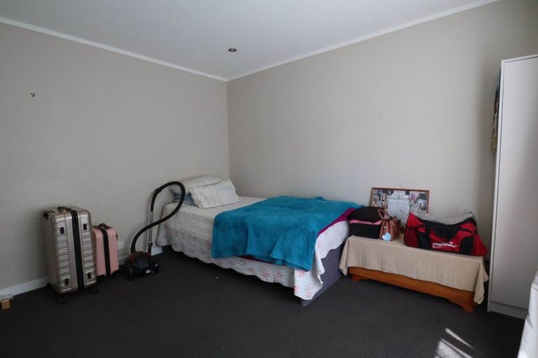 Photo of property in 1/88 Pah Road, Cockle Bay, Auckland, 2014