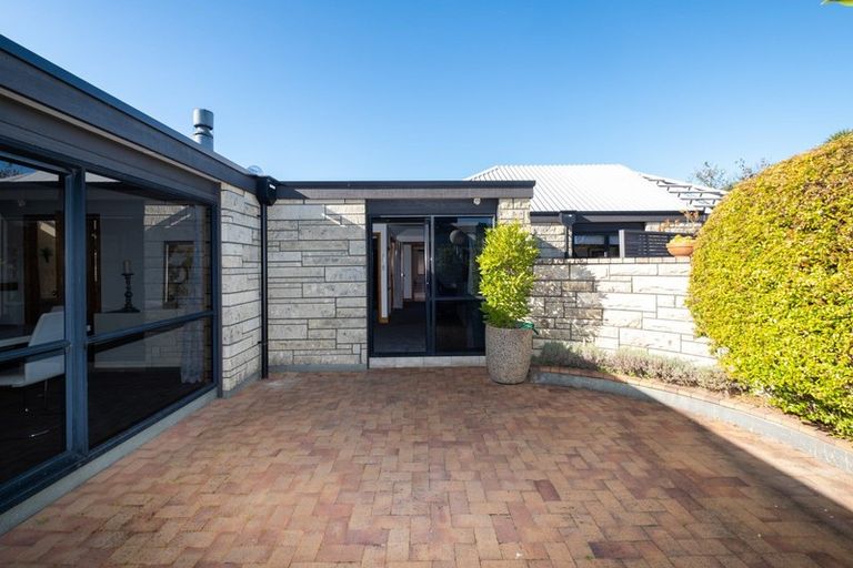 Photo of property in 47 Auckland Road, Greenmeadows, Napier, 4112