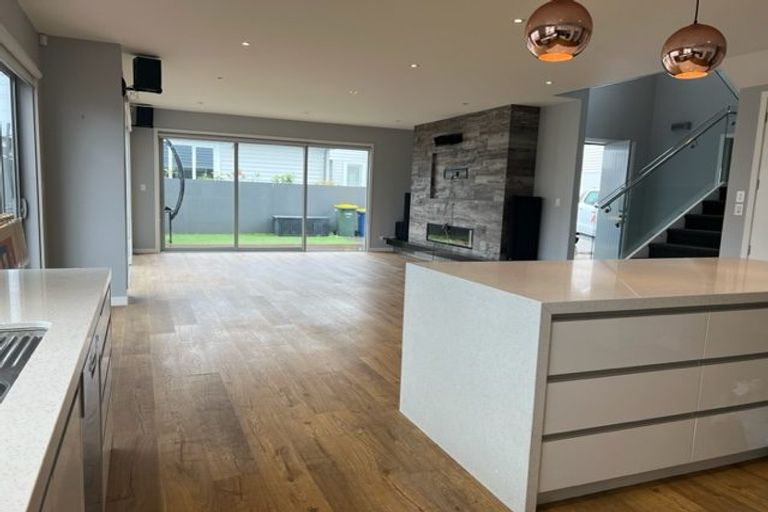 Photo of property in 43a Bayswater Avenue, Bayswater, Auckland, 0622