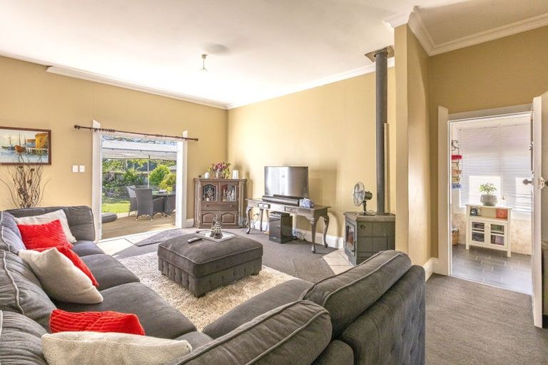 Photo of property in 23 Francis Drake Street, Waipukurau, 4200