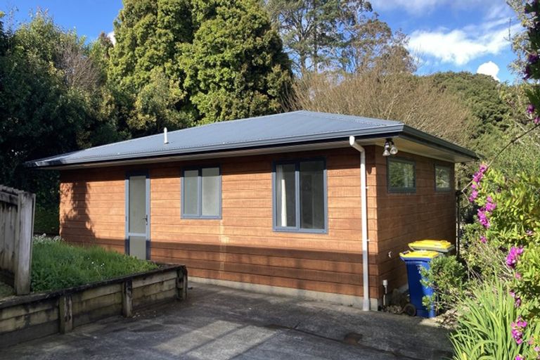 Photo of property in 30 Redwood Drive, Massey, Auckland, 0614