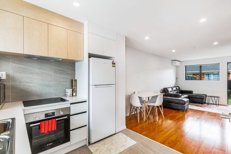 Photo of property in 17 Red Arches Road, Henderson, Auckland, 0610