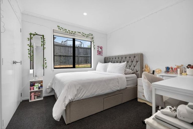 Photo of property in 19 Skiffington Road, Pokeno, 2402