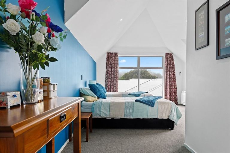 Photo of property in 24 Lonsdale Street, New Brighton, Christchurch, 8083