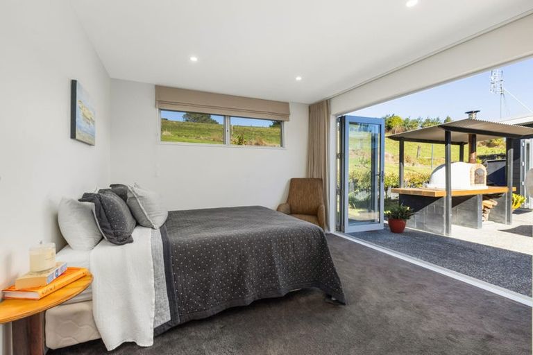 Photo of property in 127 Hauora Lane, Waitoki, Kaukapakapa, 0871