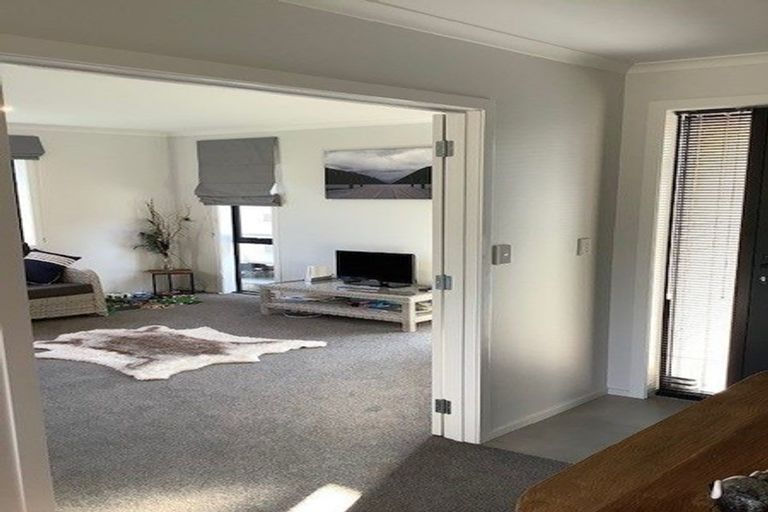 Photo of property in 39 Murray Ward Drive, Te Kauwhata, 3710